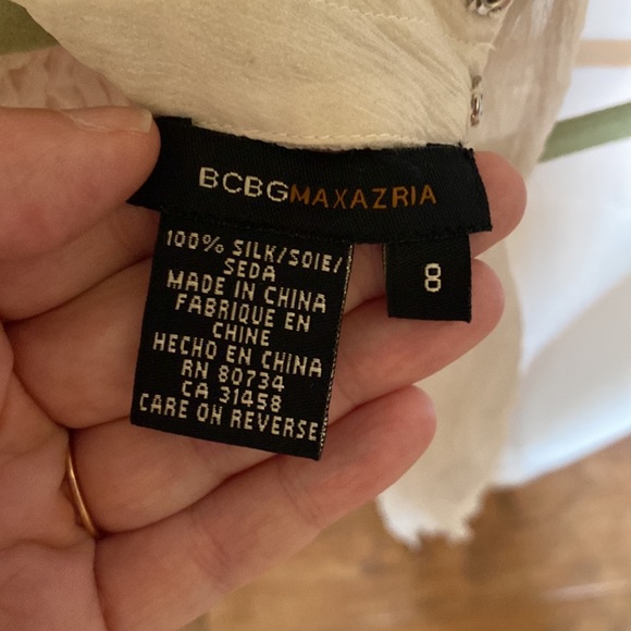 BCBG vintage ‘90’s 100% silk, semi-transparent pleated shell/blouse - Picture 7 of 7